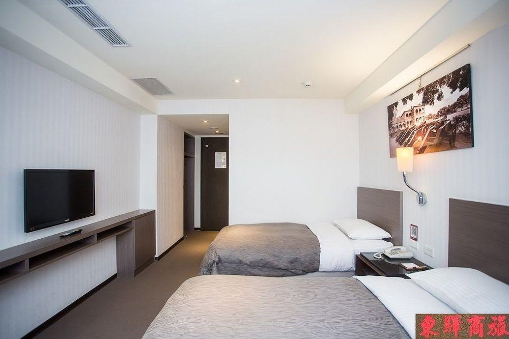 E-House Hotel Taipei Extérieur photo