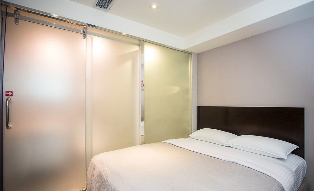 E-House Hotel Taipei Extérieur photo